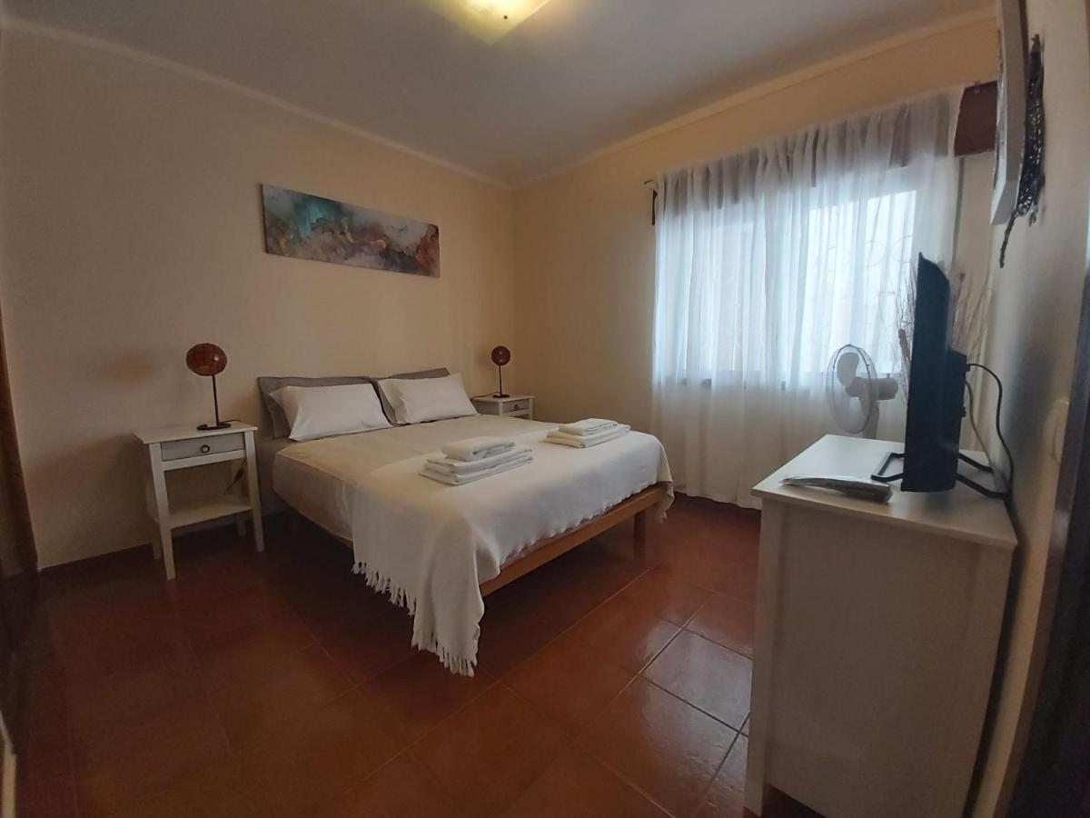 Great 1Bed Flat - Praia Da Rocha - Wi-Fi - Parking Portimão Buitenkant foto